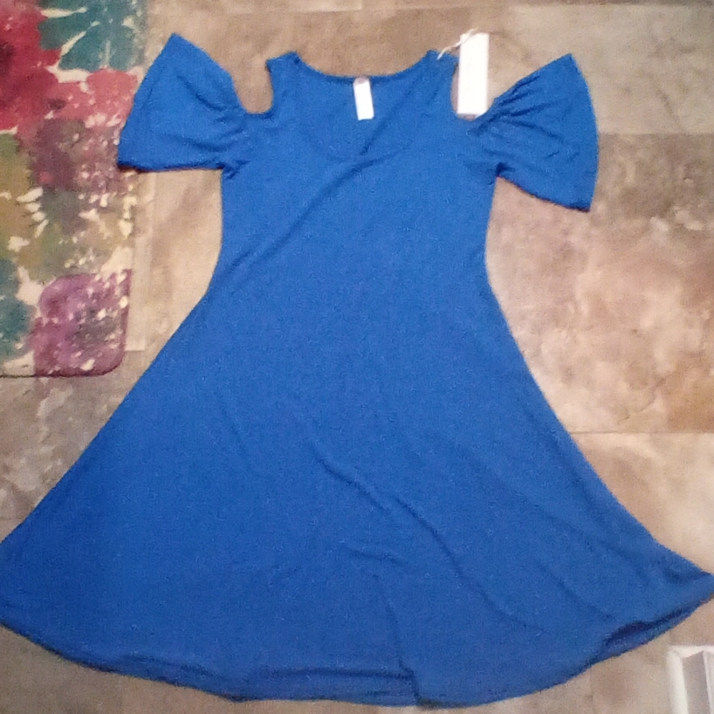 Heathmoor cold shoulder dress shirt